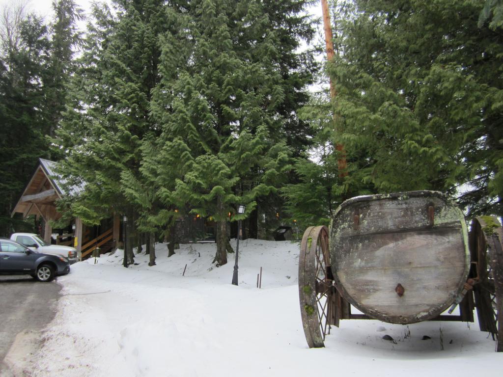 The Lodge At Skeena Landing Terrace Extérieur photo