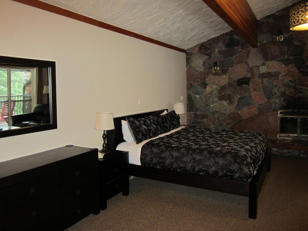 The Lodge At Skeena Landing Terrace Chambre photo